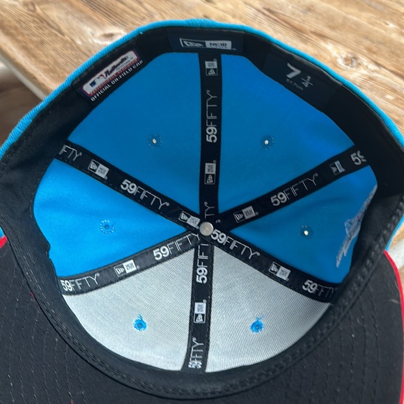 Men's Miami Marlins New Era Blue/Red 2021 City Connect 59FIFTY Fitted Hat 7 1/4 - Picture 7 of 11